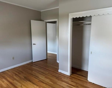 223 Hudson Street - Photo Thumbnail 31