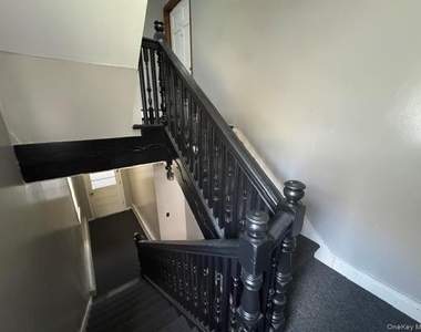 223 Hudson Street - Photo Thumbnail 23