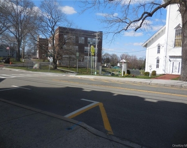 223 Hudson Street - Photo Thumbnail 13