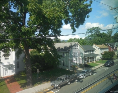 223 Hudson Street - Photo Thumbnail 7