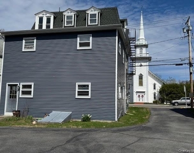 223 Hudson Street - Photo Thumbnail 19