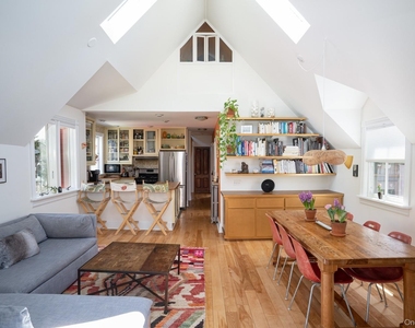 52 Jefferson Street - Photo Thumbnail 2