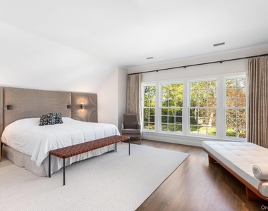48 Sheppard Street - Photo Thumbnail 8