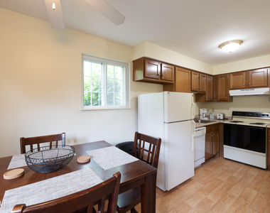 2568 Western Avenue - Photo Thumbnail 2