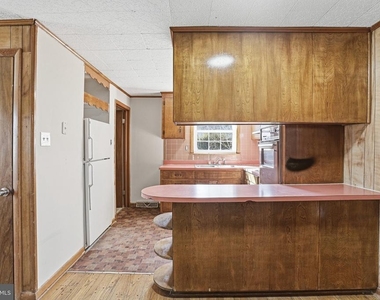 20287 Ridge Road - Photo Thumbnail 9