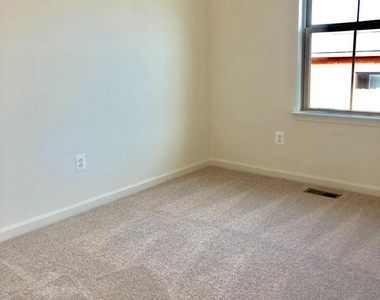 124 Tolocka Terrace Ne - Photo Thumbnail 15