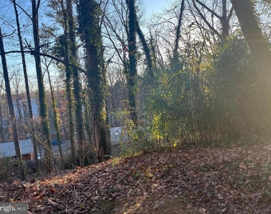 6323 Fenton Court - Photo Thumbnail 25