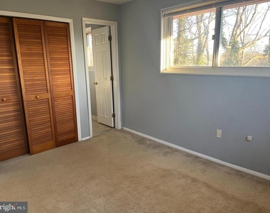 6323 Fenton Court - Photo Thumbnail 13