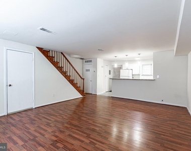 430 N Patrick Street - Photo Thumbnail 5