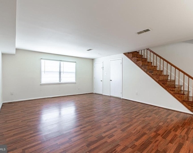 430 N Patrick Street - Photo Thumbnail 6