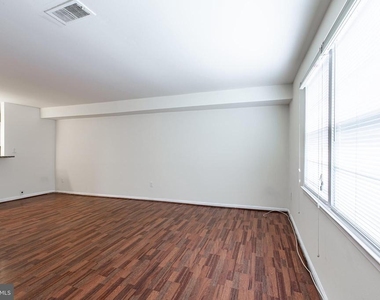 430 N Patrick Street - Photo Thumbnail 3