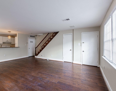 430 N Patrick Street - Photo Thumbnail 4