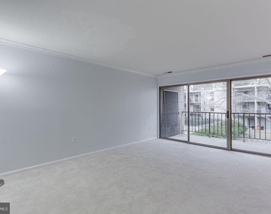 26 Canterbury Square - Photo Thumbnail 6