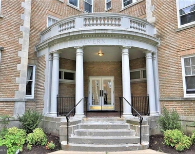 6655 Mccallum Street - Photo Thumbnail 14