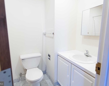 1600-2 Walnut Street - Photo Thumbnail 14