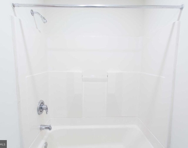1600-2 Walnut Street - Photo Thumbnail 15