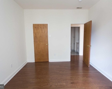 1600-2 Walnut Street - Photo Thumbnail 20