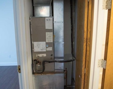 1600-2 Walnut Street - Photo Thumbnail 17