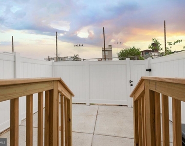 2550 N Howard Street - Photo Thumbnail 11