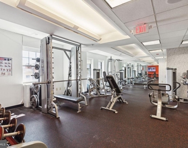 1701 Locust Street - Photo Thumbnail 12