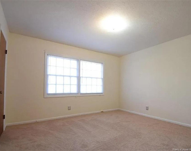 629 Gables Court - Photo Thumbnail 20