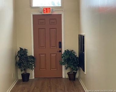 629 Gables Court - Photo Thumbnail 7