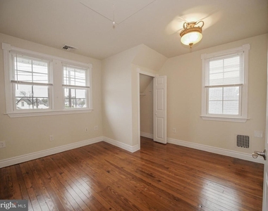 332 Crown Point Road - Photo Thumbnail 31