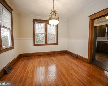 332 Crown Point Road - Photo Thumbnail 13