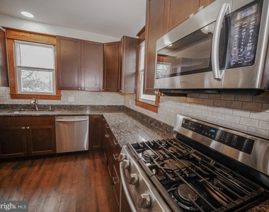 332 Crown Point Road - Photo Thumbnail 15