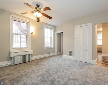 212 E Broad Street - Photo Thumbnail 4