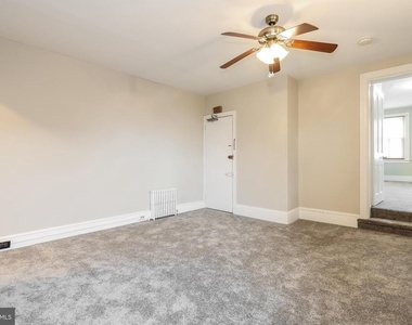 212 E Broad Street - Photo Thumbnail 9