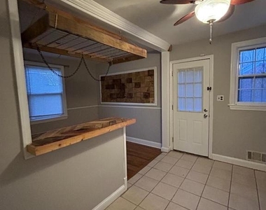 2707 Fairlawn Street - Photo Thumbnail 15