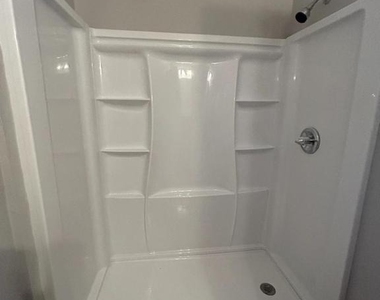 2707 Fairlawn Street - Photo Thumbnail 11