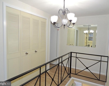 12206 Maycheck Lane - Photo Thumbnail 19
