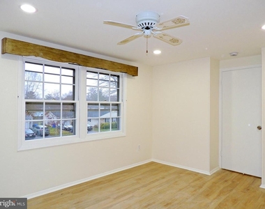 12206 Maycheck Lane - Photo Thumbnail 30