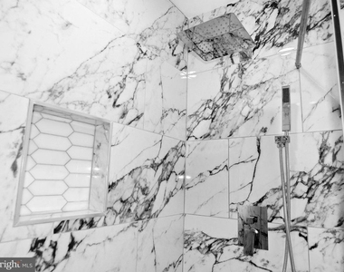 12206 Maycheck Lane - Photo Thumbnail 15