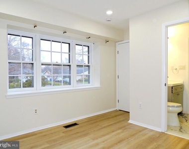 12206 Maycheck Lane - Photo Thumbnail 12