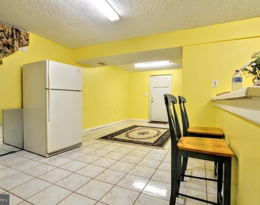 6802 Killarney Street - Photo Thumbnail 7