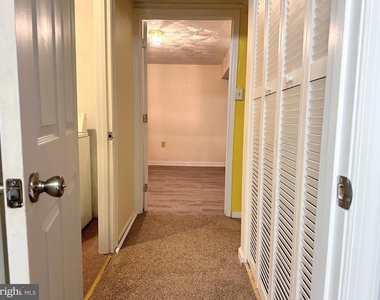 6802 Killarney Street - Photo Thumbnail 12