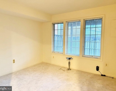 552 Winding Rose Drive - Photo Thumbnail 21