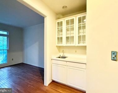 552 Winding Rose Drive - Photo Thumbnail 10