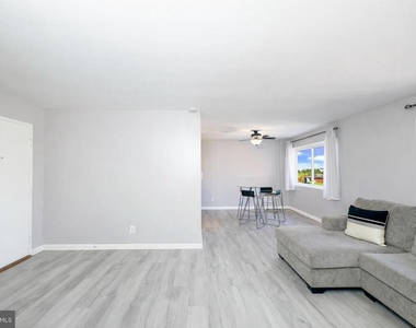 614 Sligo Avenue - Photo Thumbnail 12