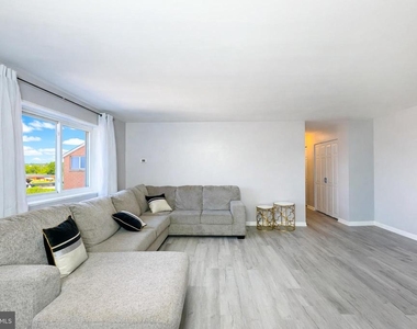 614 Sligo Avenue - Photo Thumbnail 13