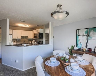 714 Country Village Drive - Photo Thumbnail 10