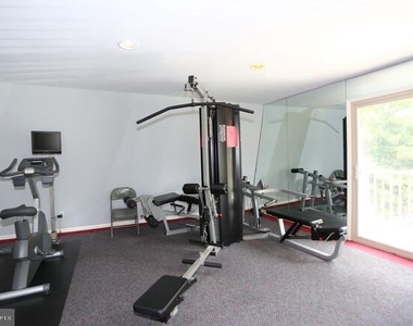 200 Idlewild Road - Photo Thumbnail 7