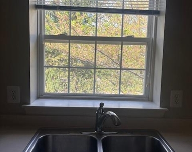 2503 Coach House Way - Photo Thumbnail 8