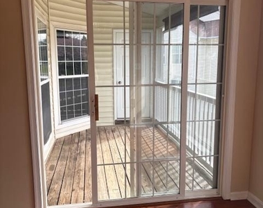 2503 Coach House Way - Photo Thumbnail 10