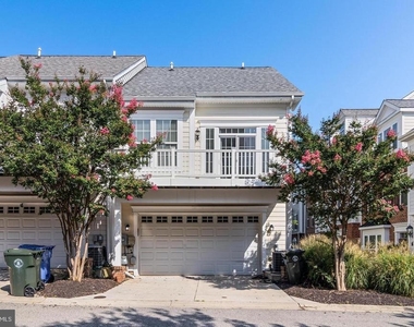 55 Derby Drive - Photo Thumbnail 2