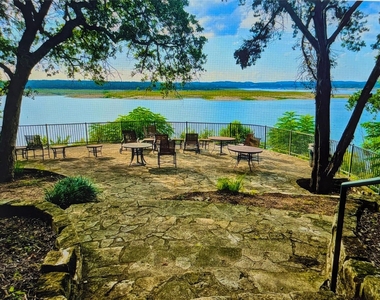 2918 Ranch Road 620 N - Photo Thumbnail 30