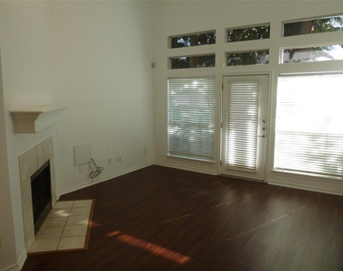 2918 Ranch Road 620 N - Photo Thumbnail 4